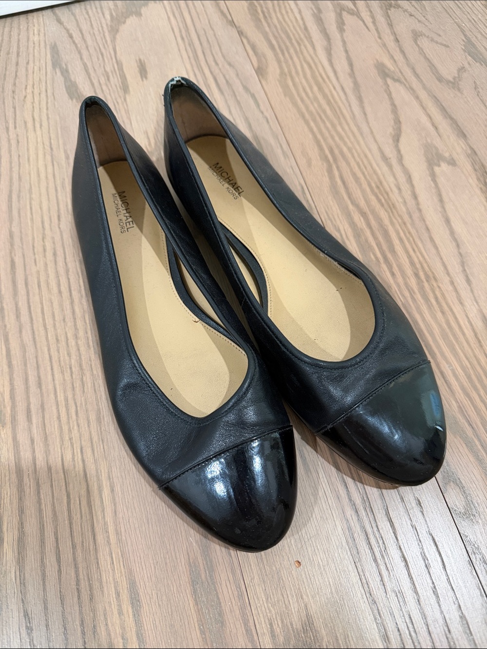 MICHAEL Michael Kors Black Leather Cap-Toe Ballet Flats